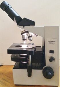 OLYMPUS CH30 Microscope