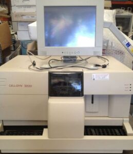 Abbott CELL-DYN 3200 Hematology Analyzer