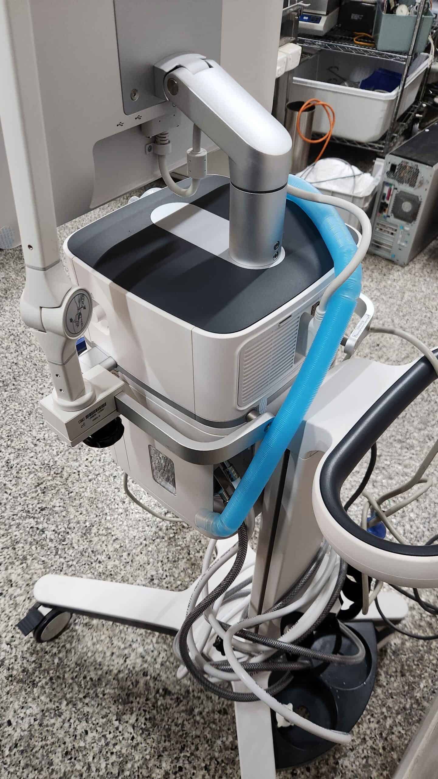 Mindray SV600 Ventilator with Fisher & Paykel SH870A Surgical Humidifier - Image 5