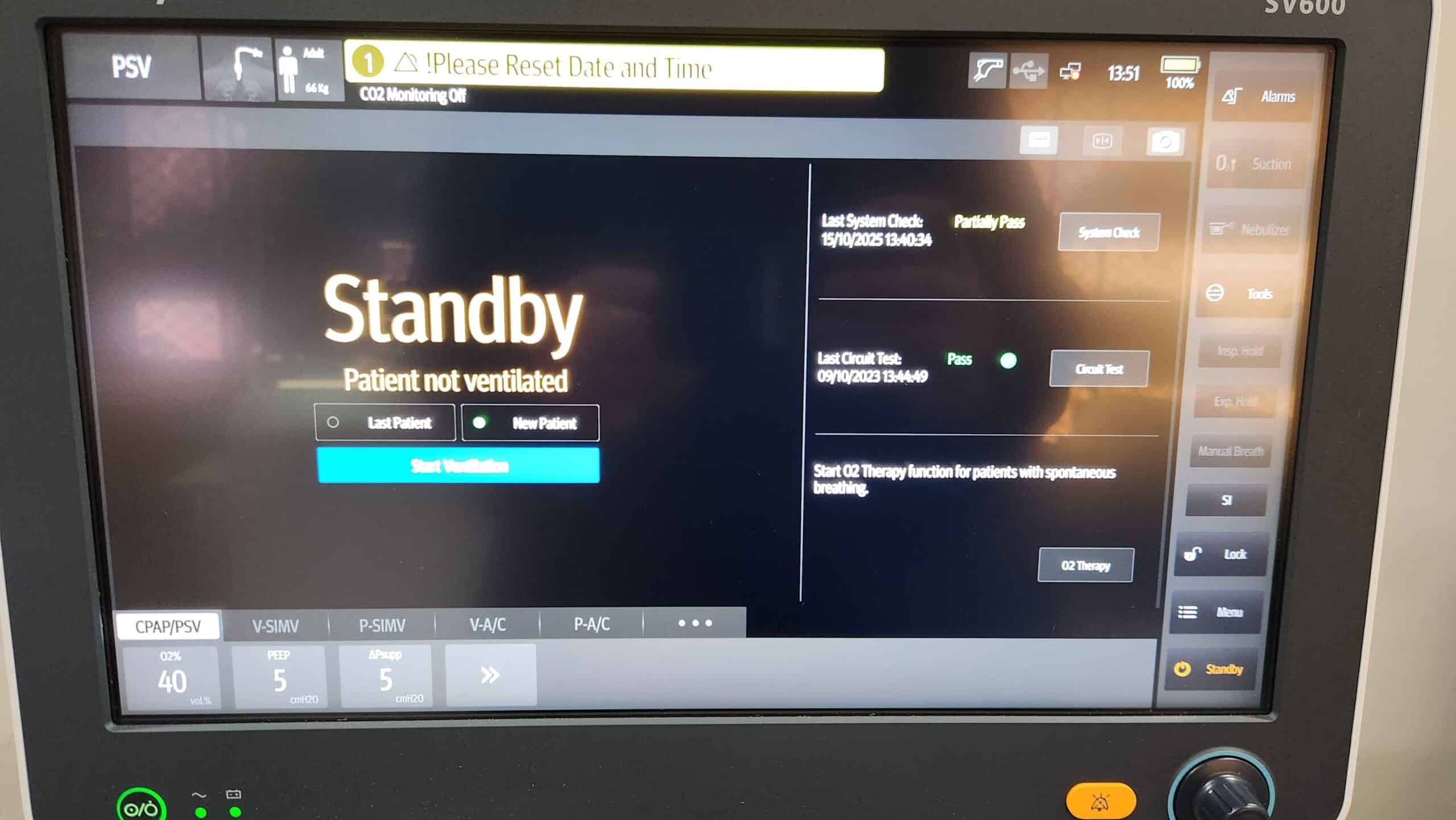 Mindray SV600 Ventilator with Fisher & Paykel SH870A Surgical Humidifier