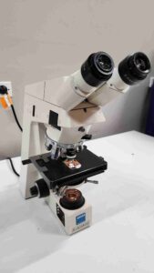 Carl Zeiss Axioskop Microscope West Germany with Plan-Neofluar Objectives