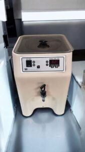 TBS PD-220 Paraffin Dispenser / Wax Melter