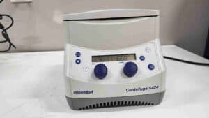 Eppendorf 5424 Microcentrifuge